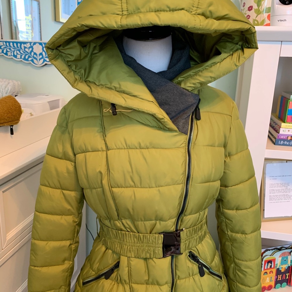 Gorgeous Italian Puffer Coat - Picture 3 of 4